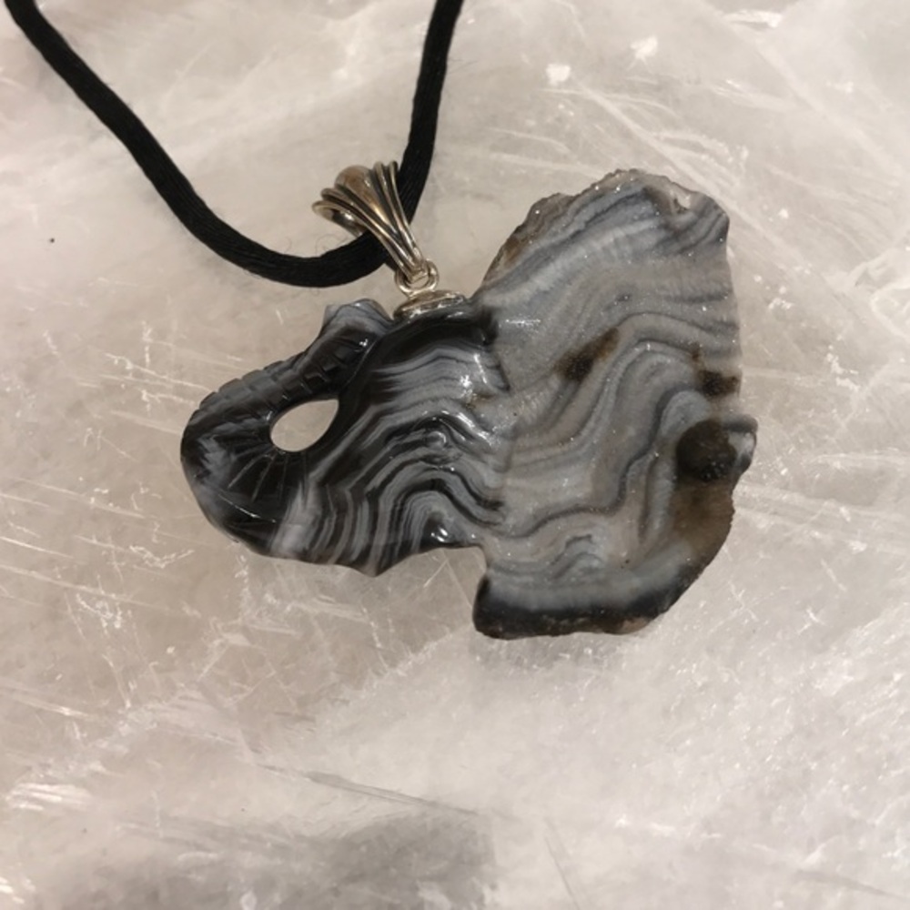 Elephant carved necklace